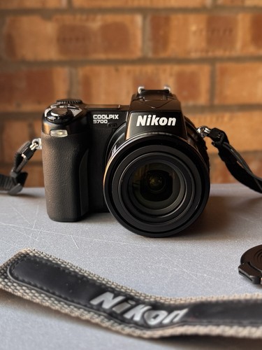 Nikon coolpix 5700 - nikon, digital