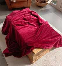 Bright Plum Burgundy Fleece Throw Bedding Blanket Double Bed Sofa Christmassy