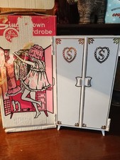 Vintage 1960s Pedigree Sindy's