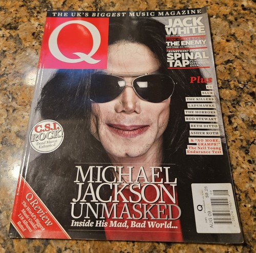 Magazine august 2009 michael - august,
