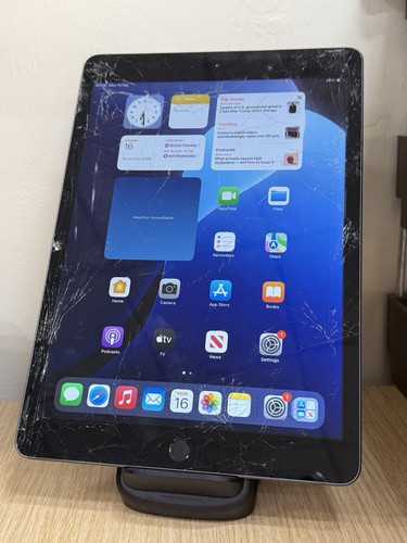 Apple ipad 8th - 8th, 32gb