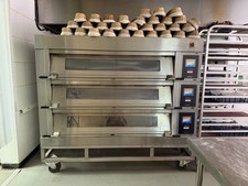 MONO 3 Deck Touch Screen Oven