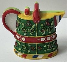 Vintage 3d Traditional Narrow