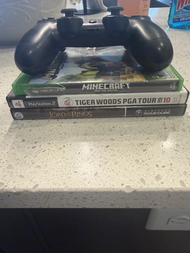 Video game bundle - video,