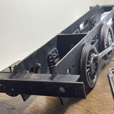 Vintage Live Steam 3.4”inch Rolling chassis, with 6wheels and parts. Lenth 59cm