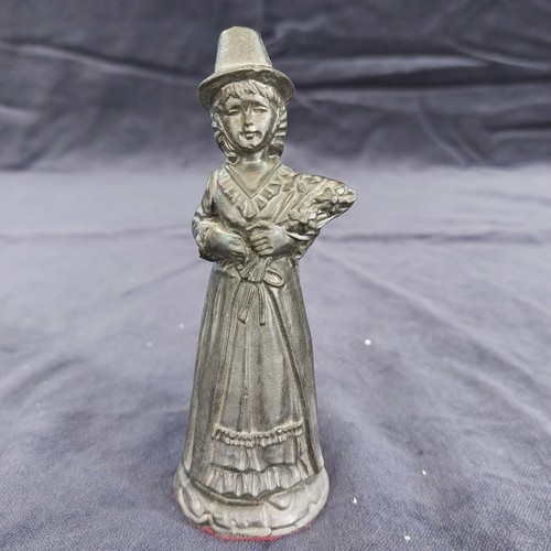 Black welsh slate girl - black,