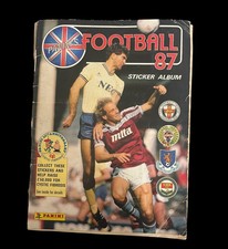 Panini Football 1987 sticker album - 100% complete