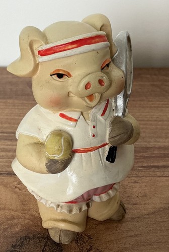 Leonardo collection pig - leonardo, tennis