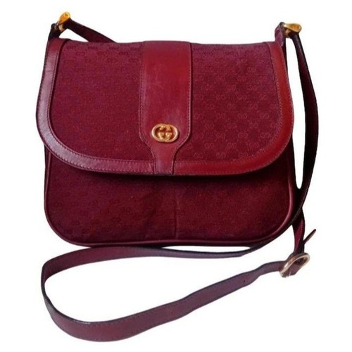 Gucci red supreme monogram - gucci, gg