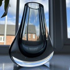 Vintage Whitefriars hambone vase 9656 Indigo