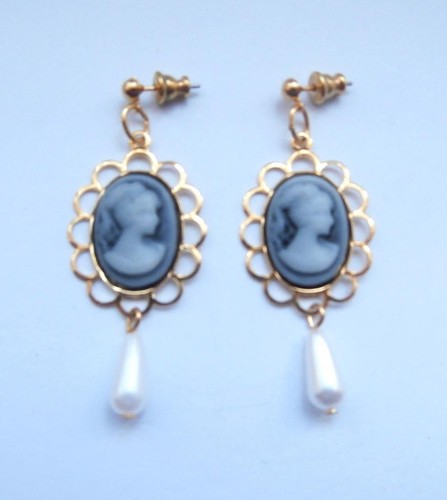 Regency style gold - style, gold-tone