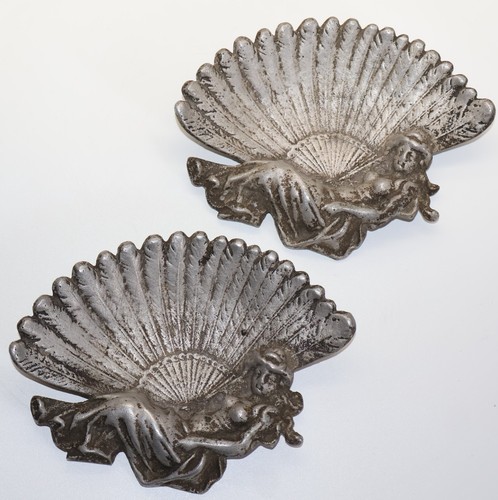 Pair vintage art nouveau style - pair,