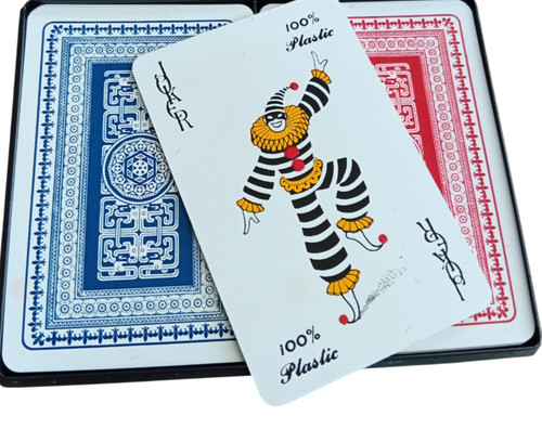 Vintage royal plastic playing - royal,