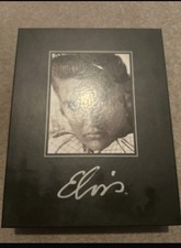 ELVIS PRESLEY box filled with dozens of DeAgostini repro documents (i)