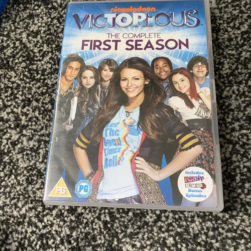 Victorious the complete first - victorious,