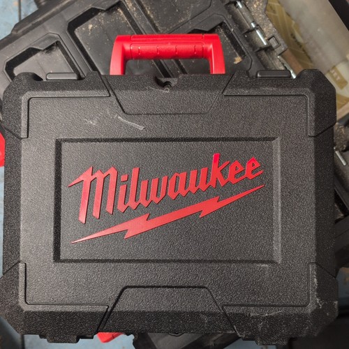Milwaukee bpdn 402c - milwaukee, bpdn-402c