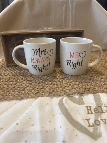Mrs set of mugs - set,