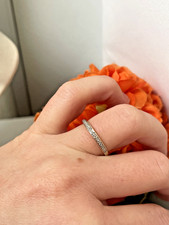 GORGEOUS SOLID 9CT GOLD 0.055 CARAT DIAMOND WEDDING HALF ETERNITY RING SIZE M