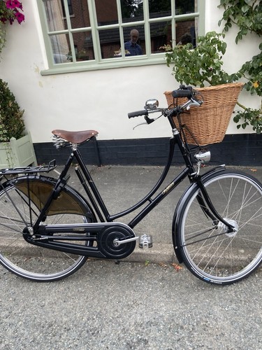 Beautiful ladies pashley - beautiful,
