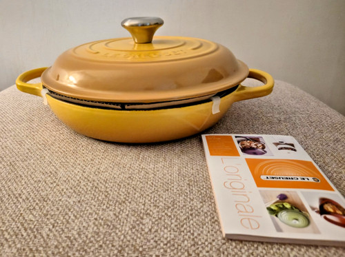 Creuset cast iron - cast, shallow