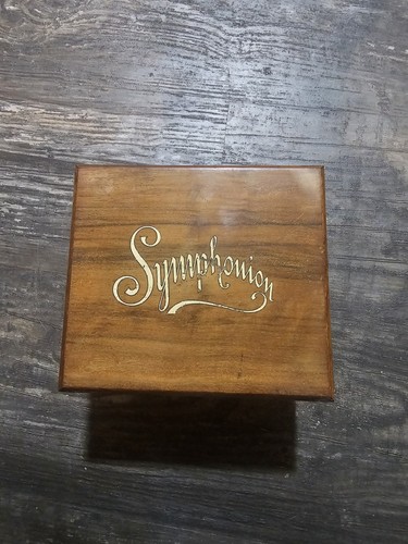 Symphonion music box - music,