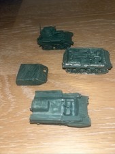 Two WW2 Light Dragon Artillery