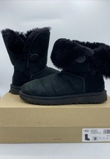 Black Suede UGG W Bailey