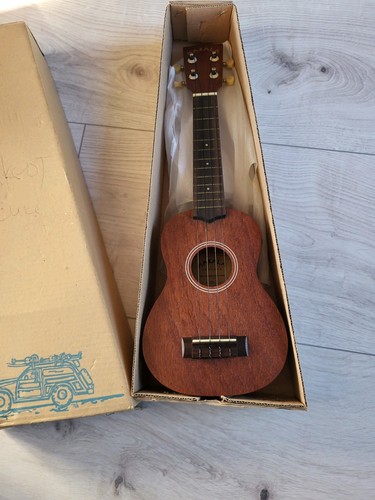 Mahala ukulele 910 in - 910,