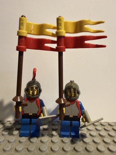 Lego minifigure castle lion - 2,