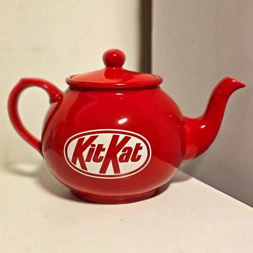 Kitkat ceramic tea pot - ceramic,