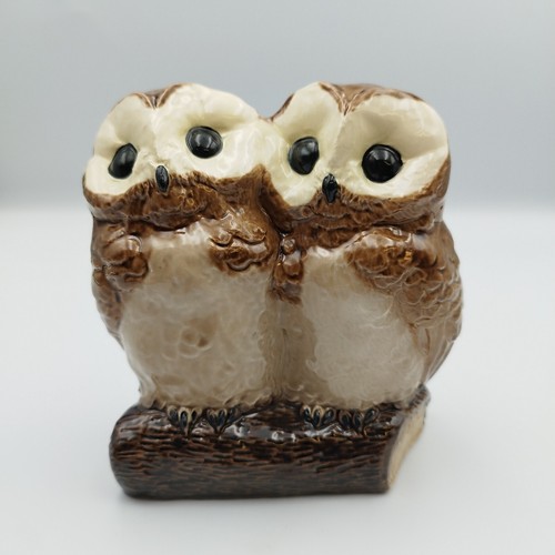 Menton manor pair owls - manor, of