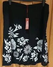 BNWT Monsoon Size 22 Cotton