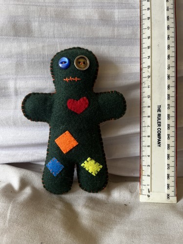 Small dark green - dark, voodoo