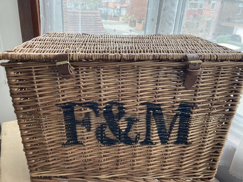 New very large fortnum and - very,