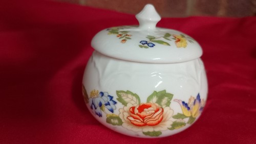 Aynsley fine bone china - bone,