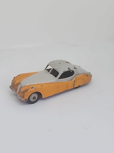 Dinky toys 157 jaguar meccano - dinky,