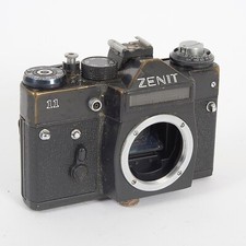 VINTAGE ZENIT-11 35mm SLR