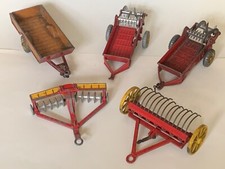 Vintage DINKY TOYS farm