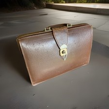 Vintage 100% Cowhide Drs Bag