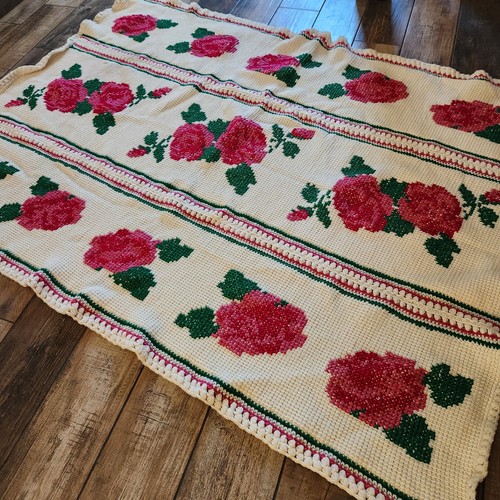 Vtg crochet rose afghan - vtg,