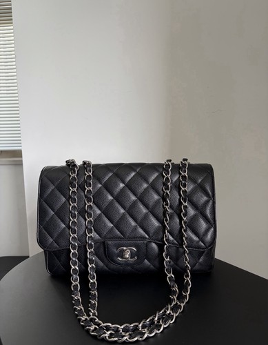 Chanel jumbo classic flap - chanel,