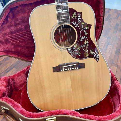 Gibson hummingbird faded used - gibson,