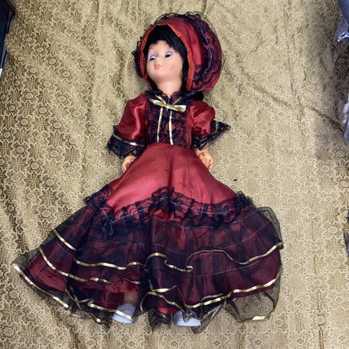 Vintage made italy doll - made,