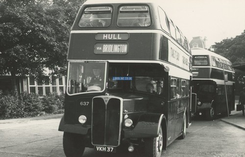 Hull memory lane bus photo - memory, /