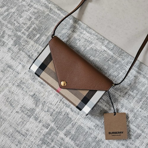 Burberry hannah wallet with - burberry,