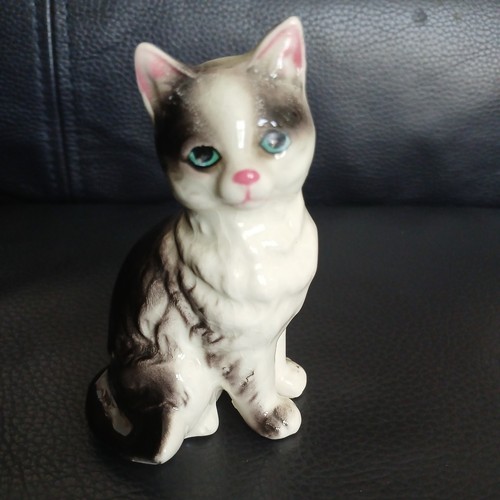 Vintage porcelain cat figure - vintage,