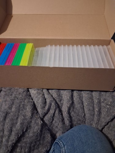 Versatile reptile feeding box - reptile,