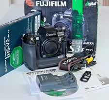 Fujifilm FinePix S3 Pro DSLR