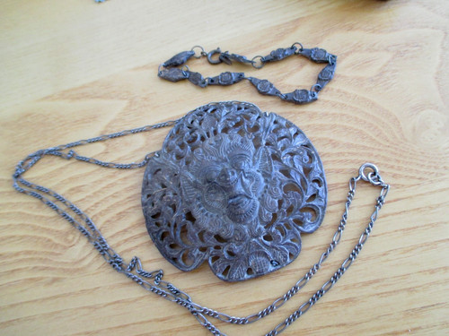Vintage unusual hand carved - vintage,