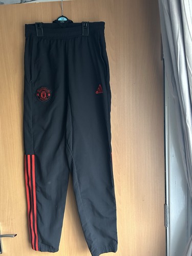 Manchester united tracksuit - manchester,